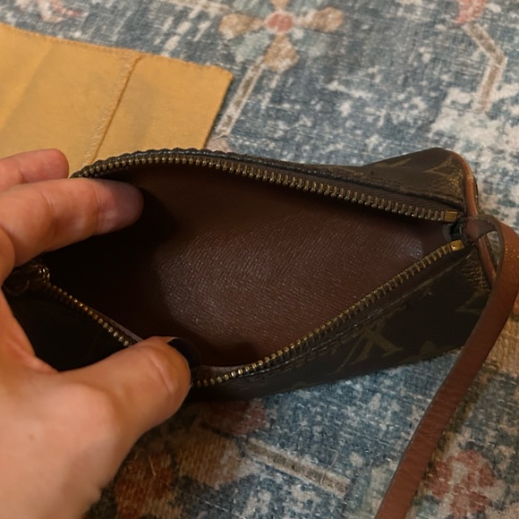 LOUIS VUITTON Mini Papillon Monogram Vintage + Dust Bag - Picture 15 of 16